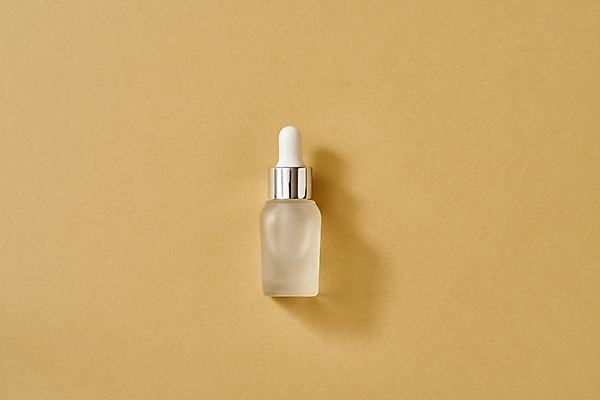 포토 JPG 해외이미지 실내 사람없음 하이앵글 한개 뷰티 오일 아로마테라피 앰플 에센스 베이지색배경 아로마오일 해외포토 1 음식 뷰포인트 백그라운드 내부 화장품 오일_화장품 테라피 베이지색 파일형식 이미지허브