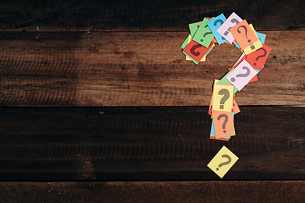 포토 JPG 해외이미지 컨셉 생각 인터넷 비즈니스 탁자 아이디어 사람없음 목재 라벨 웹 정보 물음표 도움 메시지 신비 질문 심볼 책상 사인 검색 A 문제 해결 흙더미 의문 의심 구두점 대답 헬프 혼란 세계보건기구 브레인스토밍 해외포토 나무 기호 알파벳 감정 가구 재료 프레임 흙 구두상점 파일형식 더미 이미지허브