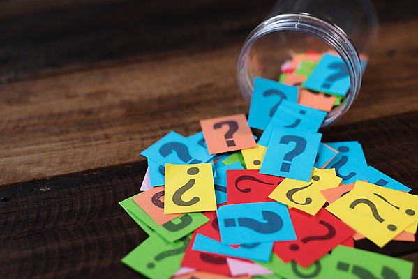 포토 JPG 해외이미지 종이 백그라운드 컨셉 생각 인터넷 비즈니스 아이디어 사람없음 컬러풀 라벨 웹 정보 물음표 표현 항아리 신비 질문 심볼 사인 검색 문제 해결 의문 의심 요청 대답 지원 헬프 혼란 세계보건기구 해외포토 기호 감정 컬러 프레임 도움 도자기 파일형식 이미지허브