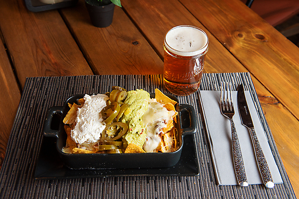 포토 JPG 해외이미지 전통 접시 음식 백그라운드 토마토 고추 탁자 피망 치즈 육류 옥수수 요리 사람없음 목재 노란색 파티 주방 식당 검은색 식사 저녁식사 소고기 흰색 시골 뜨거움 정상 크림 메뉴 매움 서빙 지역 레시피 후추 아보카도 점심식사 과카몰리 다진 살사댄스 해외포토 나무 식기 컬러 가구 채소 과일 식재료 재료 유제품 곡류 이벤트 상점 춤 소스_음식 맛 향신료 파일형식 이미지허브