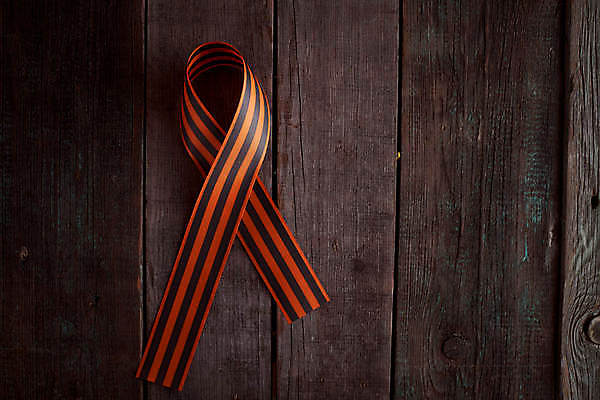 포토 JPG 해외이미지 감정 별 리본 지구 사람없음 빨간색 기쁨 튤립 축하 9 날짜 큼 5월 심볼 전쟁 육군 질서 애국심 소비에트 전국 필승 해외포토 자연요소 꽃 컬러 컨셉 군대 숫자 예절 우승 크기 파일형식 이미지허브