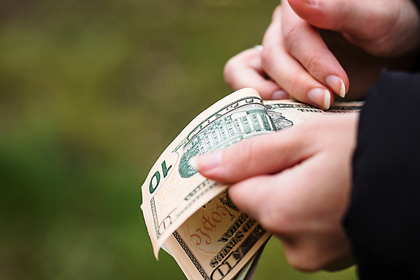 포토 JPG 해외이미지 종이 얼굴 지폐 돈 비즈니스 사람없음 금융 경제 달러 쪽지 미국 저축 재산 투자 상업 계산서 대통령 해외포토 북아메리카 신체부위 파일형식 이미지허브