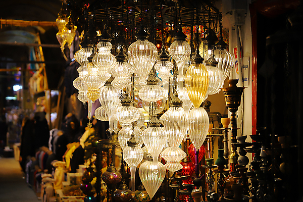 포토 JPG 해외이미지 전통 여행 유리 이스탄불 미술 동양인 사람없음 장식 빛 컬러풀 상점 흰색 등불 램프 시장 칠면조 튀르키예 해외포토 아시아 컬러 재질 조류 문화예술 조명 인종 파일형식 이미지허브