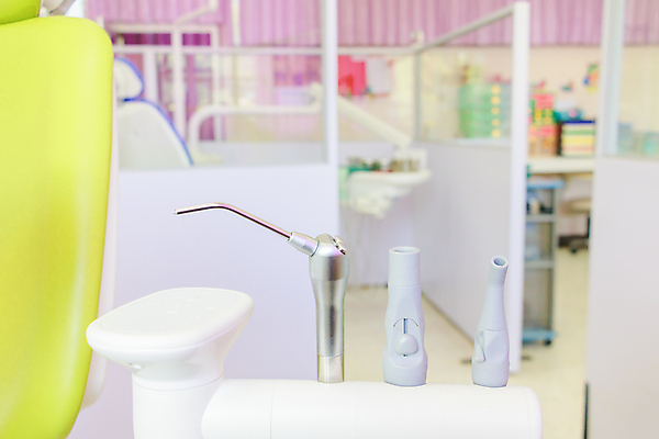 포토 JPG 해외이미지 실내 건강 치과 병원 사람없음 치료 가로 사무실 약 우주 금속 기계 장비 운전 시험 의사 공구 붓 입 치아 오브젝트 속도 부식 치과의사 뿌리 외과 턱 토막 모터 조립 규율 돌봄 송곳 위생관리 치아교정 치통 해외포토 교육 비즈니스 의학 모션 재질 관리 내부 신체부위 의료진 도구 소화기관 질병 교정 파일형식 이미지허브