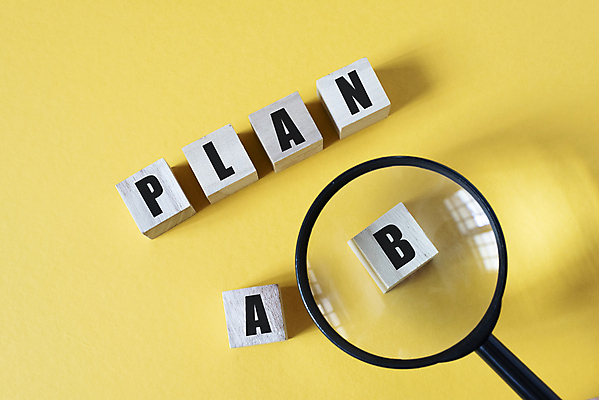 포토 JPG 해외이미지 백그라운드 컨셉 비즈니스 텍스트 유리 성공 돋보기 아이디어 사람없음 목재 단어 노란색 긴급 업무 메시지 선택 확대 목표 계획 장애물 B 방향 큐브 옵션 준비 기회 비전 문제 문제풀이 해결 조절 개발 경영 골 노란배경 업그레이드 지원 해외포토 나무 문자 알파벳 컬러 재료 재질 작업 파일형식 이미지허브