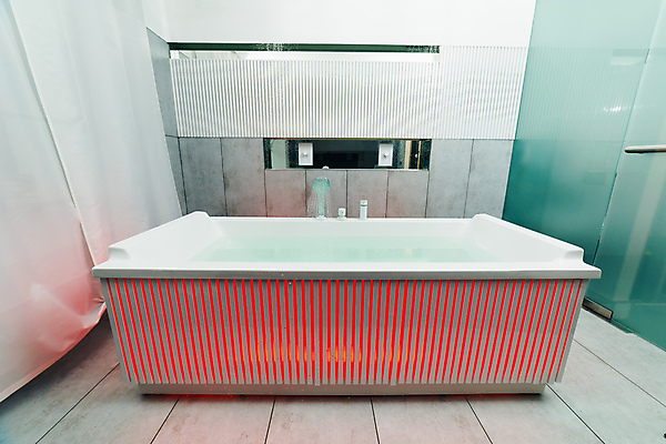 포토 JPG 해외이미지 디자인 호텔 부동산 추상 조명 새로움 주택 실내 통 사람없음 내부 가로 빨간색 물 빛 금속 스파 목욕 방 젖음 욕실 흰색 재산 고급 우아함 수리 빨래 큼 타일 수도꼭지 더블 샤워실 리모델링 위생관리 진짜 해외포토 자연요소 컬러 컨셉 가사 무늬 재질 숙소 관리 건물 금융 청결 크기 샤워시설 파일형식 이미지허브