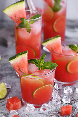 포토 JPG 해외이미지 잔 수박 사람없음 얼음 칵테일 과실주 민트 라임 브랜디 해외포토 자연요소 식기 과일 주류 허브 파일형식 이미지허브