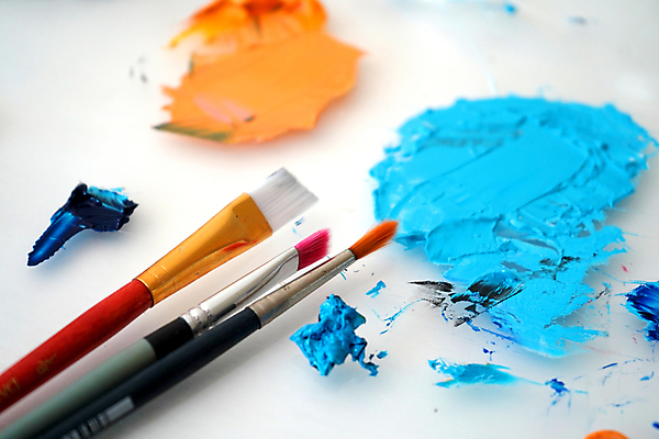 포토 JPG 해외이미지 손 디자인 교육 백그라운드 상상 실내 창조 미술 사람 취미 사람없음 컬러풀 페인트 공구 붓 업무 작업실 팔레트 공예 오브젝트 그림 예술가 페인트붓 화가 핸드메이드 아크릴 해외포토 직업 컬러 재질 문화예술 내부 신체부위 도구 작업 파일형식 이미지허브