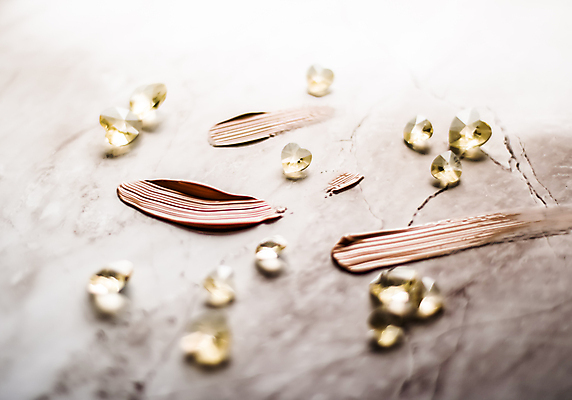 포토 JPG 해외이미지 백그라운드 사람없음 하트 화려 보석 크림 질감 파운데이션 해외포토 모양 컨셉 화장품 광석 파일형식 이미지허브