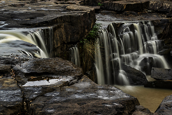 포토 JPG 해외이미지 공원 백그라운드 태국 자연 국립공원 사람없음 야외 초록색 강 환경 놀람 폭포 흐름 나뭇가지 숲 장면 내추럴 깊이 전국 지리 해외포토 나무 공공시설 감정 아시아 컬러 컨셉 표정 생태계 파일형식 이미지허브