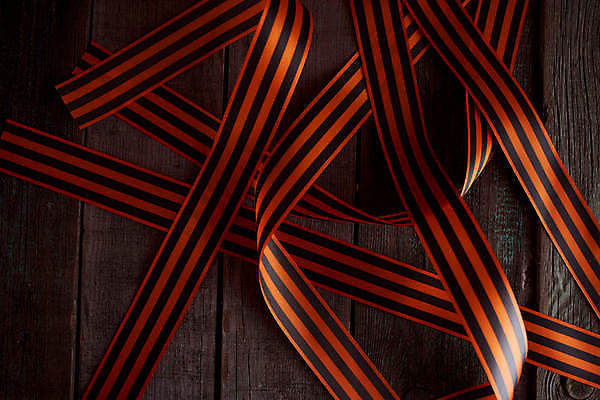 포토 JPG 해외이미지 감정 별 리본 지구 사람없음 빨간색 기쁨 튤립 축하 9 날짜 큼 5월 심볼 전쟁 육군 질서 애국심 소비에트 전국 필승 해외포토 자연요소 꽃 컬러 컨셉 군대 숫자 예절 우승 크기 파일형식 이미지허브