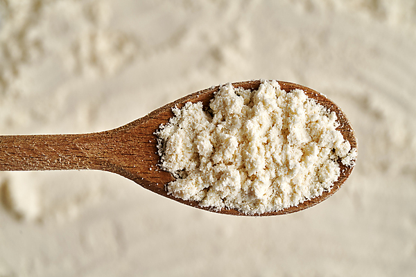 포토 JPG 해외이미지 실내 사람없음 아웃포커스 가루 나무숟가락 단백질 단백질쉐이크 프로틴파우더 해외포토 촬영기법 내부 숟가락 쉐이크 영양소 파일형식 이미지허브