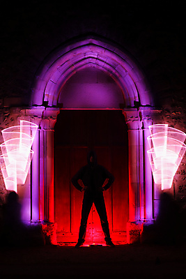 포토 JPG 해외이미지 모양 디자인 선 조각 컨셉 패턴 곡선 건축양식 모션 추상 미래 미술 사람 사람없음 야외 빛 컬러풀 문 보라색 어둠 활발 에너지 야간 속도 그림 역동적 네온 고딕 광 스타일 효과 해외포토 자연요소 건축 컬러 무늬 문화예술 파일형식 이미지허브