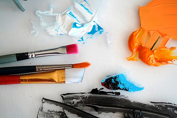 포토 JPG 해외이미지 손 디자인 교육 백그라운드 상상 실내 창조 미술 사람 취미 사람없음 컬러풀 페인트 공구 붓 업무 작업실 팔레트 공예 오브젝트 그림 예술가 페인트붓 화가 핸드메이드 아크릴 해외포토 직업 컬러 재질 문화예술 내부 신체부위 도구 작업 파일형식 이미지허브