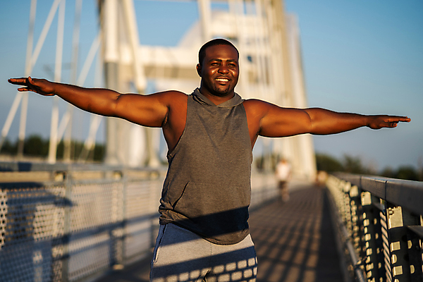 포토 JPG 해외이미지 라이프스타일 응시 행복 스포츠 신체 근육 건강 한명 미소 인종 20대 성인 야외 여름 운동 맑음 검은색 스트레칭 힘 활발 도시 몸무게 연습 팔 줄이기 해외포토 1 시선 계절 감정 컬러 컨셉 모션 날씨 표정 사람 청년 생활 신체부위 파일형식 이미지허브