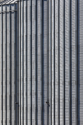 포토 JPG 해외이미지 선 음식 패턴 농업 전등 사람없음 건물 농장 금속 회색 수확 은색 큼 낟알 컨테이너 밀 철 질감 밀가루 수납 헛간 방앗간 밭일 사일로 철강 해외포토 건축물 산업 컬러 무늬 재질 조명 곡류 크기 가루 저장고 파일형식 이미지허브