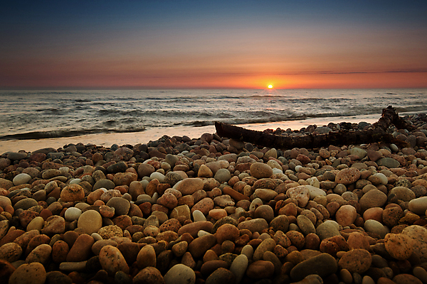 포토 JPG 해외이미지 모래 파도 바다 여행 백그라운드 자연 하늘 휴식 사람없음 야외 물 파란색 빛 뷰티 갈색 평화 침묵 일몰 나뭇가지 저녁 내추럴 세련 해외포토 자연요소 나무 컬러 컨셉 노을 소리 야간 생태계 파일형식 이미지허브