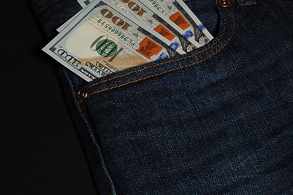 포토 JPG 해외이미지 지폐 돈 사람없음 경제 달러 미국 저축 청바지 구매 주머니 심볼 환율 해외포토 북아메리카 바지 금융 쇼핑 재산 파일형식 이미지허브