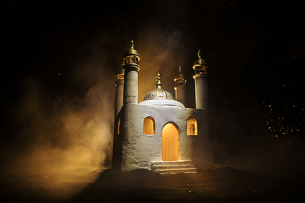 포토 JPG 해외이미지 전통 종교 문화 백그라운드 건축양식 창문 불 동양인 사람없음 건물 빛 믿음 미니어처 수확 달 기도 축하 인사 날짜 야간 저녁 이슬람교 모스크 신성 동쪽 연소 단식 라마단 숭배 신앙심 아랍어 해외포토 자연요소 건축물 건축 감정 컨셉 농업 인종 모형 예절 방향 파일형식 이미지허브