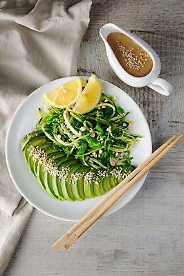 포토 JPG 해외이미지 라이프스타일 음식 재료 부분 반찬 오이 건강 사람없음 식사 저녁식사 샐러드 견과류 고명 조미료 해조류 맛 크림 유기농 브런치 땅콩 깨 아보카도 건강식 점심식사 뷔페 생식 식용 채식주의자 해외포토 웰빙 컨셉 채소 과일 식재료 생활 해양식물 채식 향미료 파일형식 이미지허브