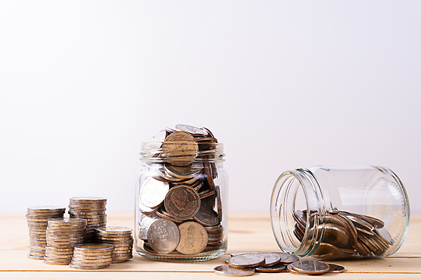 포토 JPG 해외이미지 컨셉 돈 일러스트 비즈니스 성공 미래 주택 안전 사람 사람없음 금융 경제 달러 동전 저축 돼지저금통 저금통 잡기 절약 재산 은퇴 수집 보안 투자 이익 대출 빚 고립 세금 수입 예산 해외포토 모션 건물 파일형식 이미지허브