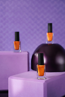 포토 JPG 해외이미지 디자인 여자 오렌지 서기 사람없음 장식 빨간색 세트 컬러풀 뷰티 유행 상점 보라색 검은색 화장품 못 화려 고급 우아함 상품 정상 손톱관리 수집 제비꽃 광택 내추럴 니스 돌봄 지휘대 페디큐어 목업 스타일 해외포토 꽃 컬러 컨셉 과일 모션 사람 공구 네일아트 파일형식 이미지허브