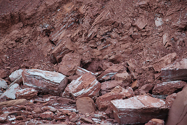 포토 JPG 해외이미지 지구 조각 패턴 자연 사람없음 야외 갈색 환경 떨어짐 미끄럼틀 위험 큼 지역 충격 거인 흙더미 내추럴 깨짐 해외포토 컬러 컨셉 무늬 흙 놀이기구 크기 생태계 파일형식 더미 이미지허브