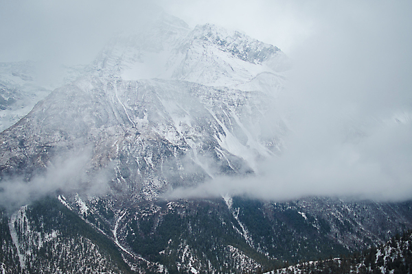 포토 JPG 해외이미지 아시아 여행 겨울 자연 휴가 산 주택 사람없음 야외 파란색 강 걷기 마을 환경 트래킹 하이킹 시골 고도 순환 네팔 히말라야 해외포토 계절 나라 컬러 모션 레저 건물 생태계 파일형식 산맥 이미지허브