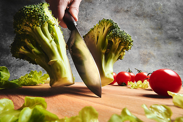 포토 JPG 해외이미지 라이프스타일 그릇 디자인 계절 산업 음식 백그라운드 이동 컨셉 다이어트 토마토 채소 재료 탁자 건강 마늘 요리 사람 사람없음 목재 초록색 컬러풀 주방 요리사 식사 저녁식사 어둠 당근 샐러드 시골 신선 칼 수프 정상 자르기 먹기 향신료 준비 유기농 양배추 슬라이스 내추럴 채식주의자 비건 해외포토 나무 직업 식기 웰빙 컬러 가구 모션 뿌리채소 생활 채식 향미료 파일형식 이미지허브