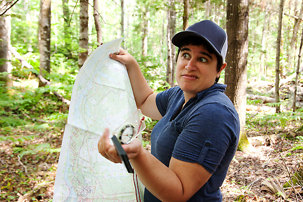 포토 JPG 해외이미지 라이프스타일 응시 여행 지도 가이드 자연 항해 한명 사람 야외 목재 여행객 환경 트래킹 캠핑 하이킹 장비 탐험 계획 숲 나침반 방향 불안 네비게이션 발견 백패커 벙어리 하이커 혼란 해외포토 나무 직업 1 시선 감정 컨셉 배_교통 재료 레저 생활 생태계 파일형식 이미지허브