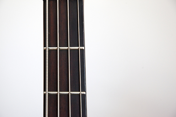 포토 JPG 해외이미지 줄 음악 백그라운드 노래 놀이 사람없음 목재 소리 콘서트 장비 흰색 기구 기타 악단 눈금 오디오 목 기타리스트 재즈 고립 멜로디 뮤지컬 베이스 카피스페이스 해외포토 나무 컬러 재료 현악기 문화예술 신체부위 전자제품 공백 공연 연주자 파일형식 이미지허브