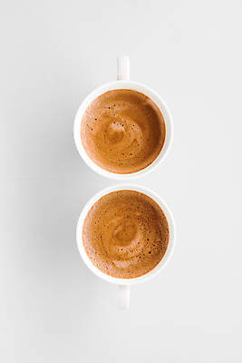 포토 JPG 해외이미지 커피 실내 사람없음 하이앵글 흰색 라떼 해외포토 음료 뷰포인트 컬러 내부 파일형식 이미지허브