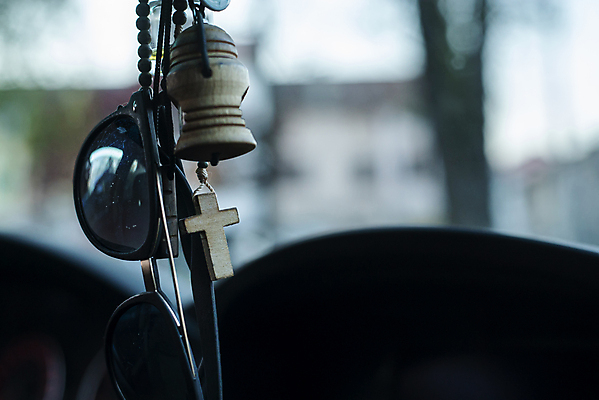 포토 JPG 해외이미지 모양 기독교 종교 벽 백그라운드 컨셉 십자가 자동차 부활절 매달리기 사람없음 내부 목재 교회 믿음 성경 희망 거울 천주교 수확 골동품 기도 시골 예수 영혼 심볼 사인 복고 신성 희생 숭배 신앙심 옛날 해외포토 나무 기념일 감정 육상교통 농업 재료 종교용품 종교건축 모션 건물 신_종교 파일형식 이미지허브