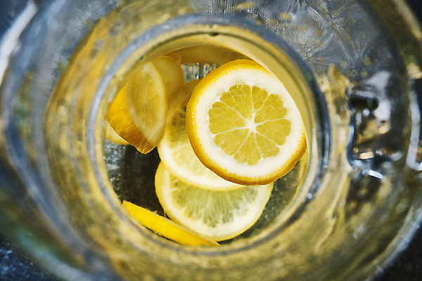 포토 JPG 해외이미지 라이프스타일 음료 음식 백그라운드 다이어트 채소 오렌지 과일 유리 탁자 유리병 귤 건강 사람없음 초록색 물 노란색 파티 주스 추위 신선 투명 액체 달콤 아침식사 레몬 레모네이드 허브 오브젝트 상쾌 유기농 내추럴 비타민C 숙성 정물화 채식주의자 핸드메이드 미니멀리스트 해외포토 자연요소 식물 웰빙 감정 컬러 가구 재질 병_용기 이벤트 생활 식사 맛 그림 채식 비타민 에이드 파일형식 이미지허브