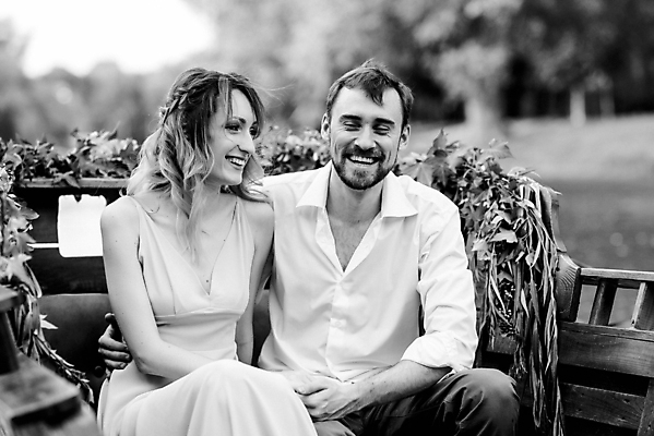 포토 JPG 해외이미지 나무 커플 결혼 함께함 사랑 두명 물 강 갈색 수영 침묵 봄 만 보트 티켓 해조류 승차 버드나무 깊이 줄서기 채널 그리너리 해외포토 자연요소 식물 계절 감정 컬러 컨셉 배_교통 관계 모션 사람 이벤트 소리 수상스포츠 해양식물 파일형식 트랜드컬러 이미지허브