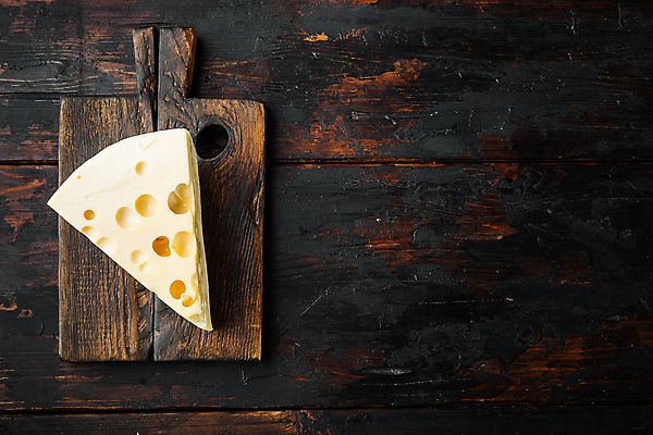 포토 JPG 해외이미지 치즈 사람없음 노란색 나무도마 마스담치즈 해외포토 컬러 유제품 도마 목재 파일형식 이미지허브