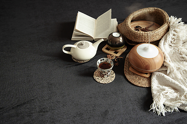 포토 JPG 해외이미지 실내 사람없음 책 찻주전자 오브젝트 해외포토 주전자 내부 파일형식 이미지허브