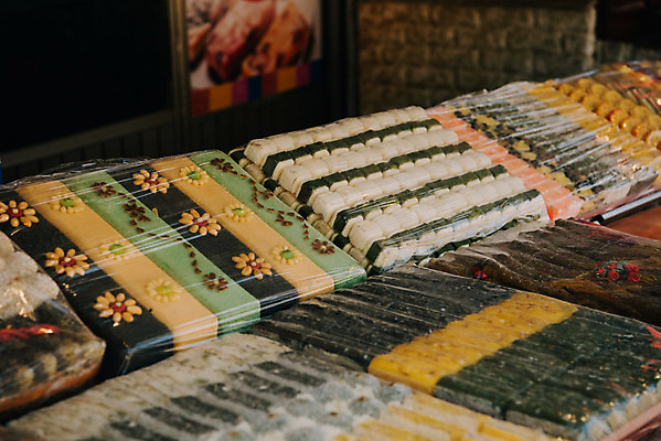 포토 JPG 주간 떡 한국 사람없음 야외 시장 재래시장 떡집 전통시장 절편 지동시장 수원시장 국내포토 자연요소 전통 아시아 수원 파일형식