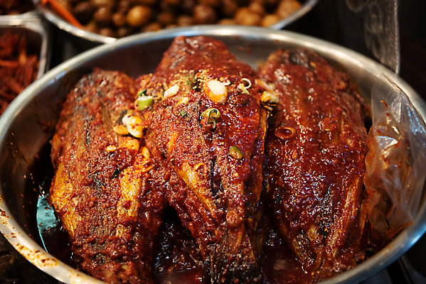 포토 JPG 주간 한국 어류 사람없음 야외 시장 재래시장 생선조림 전통시장 코다리 수원시장 못골시장 국내포토 자연요소 전통 아시아 수중동물 조림 수원 파일형식