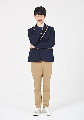 포토 JPG 스튜디오촬영 전신 학생 응시 교육 남자 교복 남학생 청소년 실내 한명 서기 미소 누끼 사람 앞모습 10대 팔짱 십대라이프스타일 턱괴기 한국인 흰배경 긍정적 십대남자한명만 남고생 국내포토 1 라이프스타일 시선 옷 감정 뷰포인트 백그라운드 모션 고등학생 표정 동양인 내부 흰색 남자한명만 십대남자만 파일형식