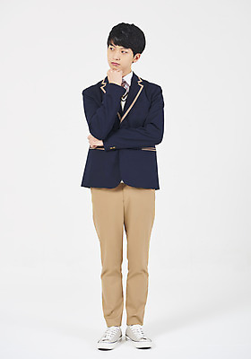 포토 JPG 스튜디오촬영 전신 학생 응시 교육 남자 교복 남학생 생각 청소년 실내 무표정 한명 서기 누끼 사람 앞모습 10대 팔짱 십대라이프스타일 턱괴기 한국인 고민 흰배경 부정적 십대남자한명만 남고생 국내포토 1 라이프스타일 시선 옷 감정 뷰포인트 백그라운드 모션 고등학생 표정 동양인 내부 흰색 남자한명만 십대남자만 파일형식