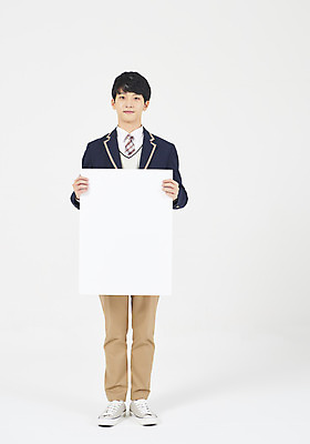 포토 JPG 스튜디오촬영 전신 학생 배너 응시 교육 남자 교복 남학생 청소년 안내 사각프레임 광고판 실내 한명 서기 들기 누끼 사람 앞모습 10대 십대라이프스타일 한국인 흰배경 추천 긍정적 십대남자한명만 남고생 국내포토 1 라이프스타일 시선 옷 감정 뷰포인트 백그라운드 모션 고등학생 프레임 알림판 동양인 내부 사각형 흰색 판 남자한명만 십대남자만 파일형식