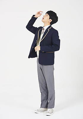 포토 JPG 스튜디오촬영 전신 학생 교육 남자 교복 남학생 청소년 실내 피곤 한명 서기 누끼 사람 옆모습 10대 십대라이프스타일 고통 한국인 흰배경 넣기 눈병 안약 안구 십대남자한명만 인공눈물 남고생 국내포토 1 라이프스타일 옷 감정 뷰포인트 백그라운드 컨셉 모션 고등학생 동양인 내부 신체부위 흰색 남자한명만 십대남자만 파일형식