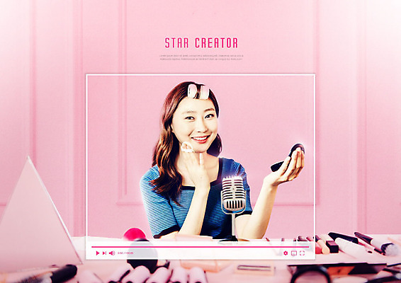 PSD 편집이미지 응시 여자 한명 미소 사람 상반신 20대 성인 앞모습 뷰티 화장품 한국인 화장용품 마이크 즐거움 방송 헤어롤 메이크업브러쉬 파우더팩트 성인여자한명만 크리에이터 뷰티크리에이터 이미지편집 직업 1 시선 감정 뷰포인트 음향기기 표정 동양인 청년 붓 미용용품 여자한명만 성인여자만 파일형식 1인미디어