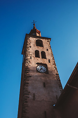 포토 JPG 주간 구름 해외풍경 십자가 유럽풍경 자연 하늘 풍경 사람없음 야외 프랑스 시계탑 알프스 종탑 국내포토 자연요소 해외 유럽 탑 생태계 파일형식