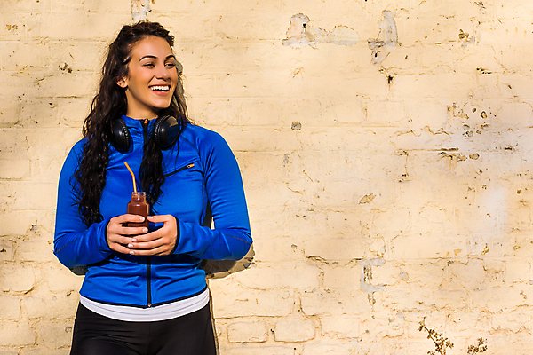 포토 JPG 해외이미지 주간 우먼라이프 여자 행복 스포츠 다이어트 과일 건강 한명 미소 상반신 성인 야외 운동복 운동 건강관리 헤드폰 주스 활발 마시기 잡기 갈증 상쾌 건강식 스무디 성인여자한명만 디톡스 해외포토 자연요소 1 라이프스타일 옷 감정 음료 음식 음향기기 컨셉 모션 표정 관리 사람 여자한명만 성인여자만 파일형식 이미지허브