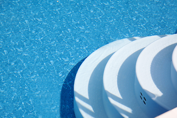 포토 JPG 해외이미지 주간 사다리 호텔 수영장 사람없음 야외 바캉스 계단 호캉스 해외포토 자연요소 숙소 휴가 도구 파일형식 이미지허브