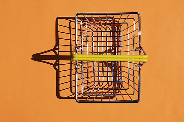 포토 JPG 해외이미지 백그라운드 아침 손잡이 그림자 사람없음 빛 쇼핑 햇빛 쇼핑백 세일 바구니 우주 상점 금속 카트 시장 구매 상품 자르기 고객 심볼 상업 철사 소매 짐싸기 슈퍼마켓 마케팅 매각 쇼퍼홀릭 철강 스타일 카피스페이스 해외포토 주간 가방 모션 재질 태양 공백 파일형식 이미지허브