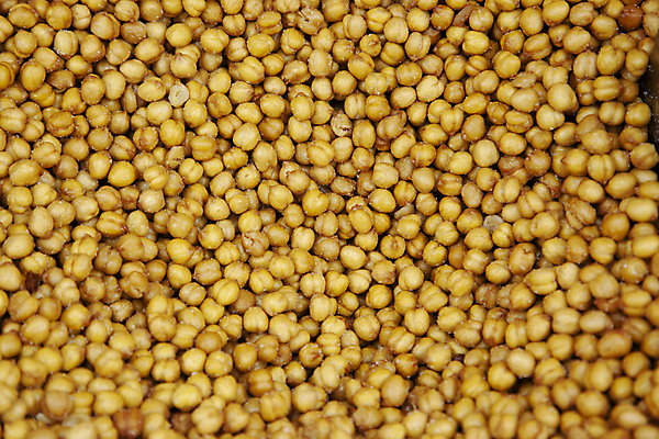 포토 JPG 해외이미지 식물 음식 백그라운드 농업 채소 재료 콩 건조 건강 병아리 씨앗 사람없음 농작물 쌓기 낟알 유기농 질감 완두콩 날것 흙더미 내추럴 단백질 병아리콩 생식 식용 채식주의자 비건 해외포토 웰빙 산업 모션 조류 곡류 흙 채식 영양소 파일형식 더미 이미지허브