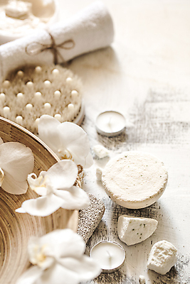 포토 JPG 해외이미지 꽃 사람없음 수건 흰색 오브젝트 스파용품 향초 바디케어 해외포토 식물 컬러 초 위생용품 스파 파일형식 이미지허브